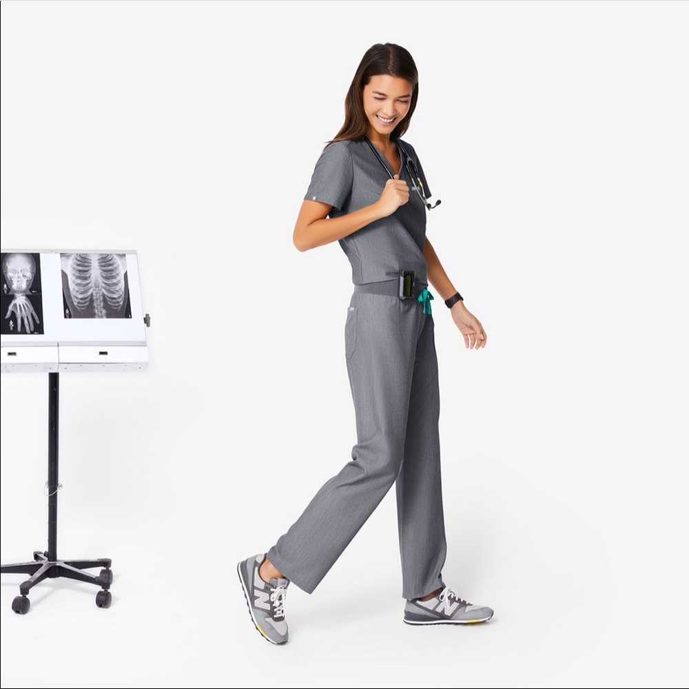 XS figs graphite grey womens scrub set gently used